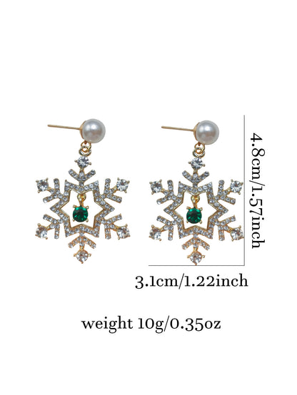Elegant 18K Gold Christmas Snowflake Stud Earrings